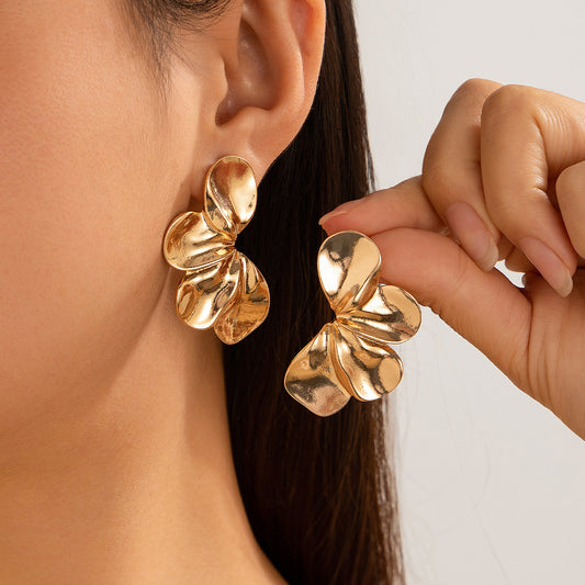 4017 Floral drop earrings